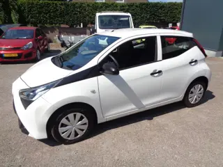 Toyota Aygo 1.0 VVT-i x-fun Airco, Bluetooth (bj 2020)