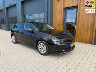 Opel Astra 1.2 Business Edition l 360 camera l winterpakket l sportstoelen