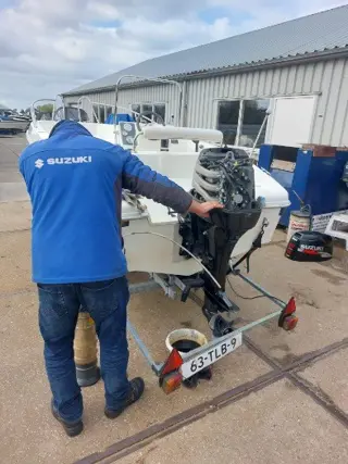 Opruiming viertaktmotoren en tweetaktmotoren