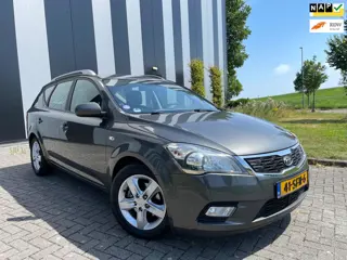Kia Cee'd Sporty Wagon 1.4 CVVT Navigator Plus Pack Nw APK-Airco-Cruise-Lmv