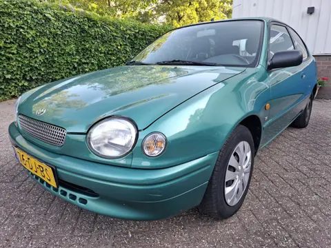 Toyota Corolla 1.6-16V Terra 110PK (bj 1999)