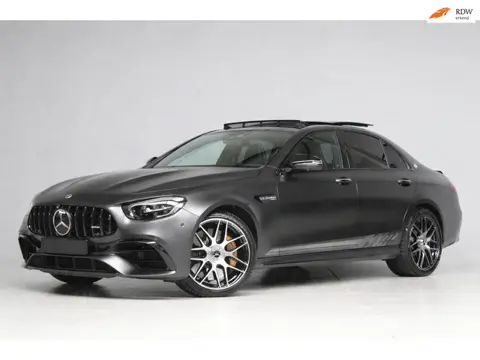 Mercedes-Benz E-klasse AMG 63 S / Final Edition 1op999 / keramisch schaalstoelen/ hud / panoramadak 