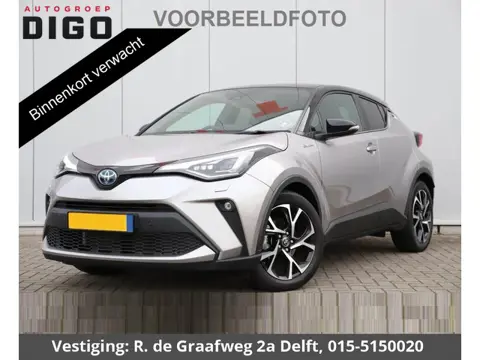 Toyota C-HR 1.8 Hybrid Bi-Tone | Apple Carplay & AndroidAUTO | JBL Audio | Half Leder |