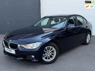 BMW 3-serie 320i High Executive AUTOMAAT/CRUISE/LED/CLIMA/LMV/ORGNL