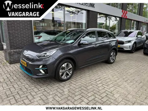 Kia e-Niro ExecutiveLine 64 kWh | 3 Fase | SOH 100% | Leer | Carplay | Stoelventilatie |