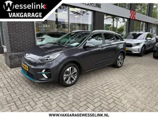 Kia e-Niro ExecutiveLine 64 kWh | 3 Fase | SOH 100% | Leer | Carplay | Stoelventilatie |