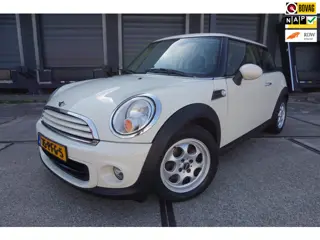 Mini 3-Deurs 1.6 One MINIMALIST Business Line
