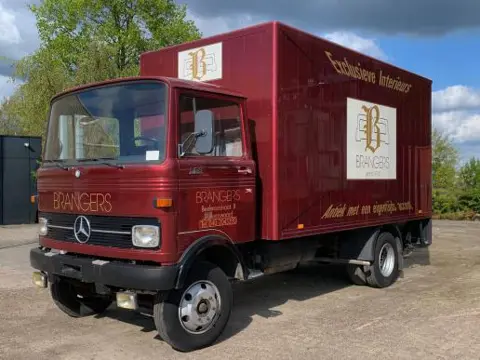 Mercedes-Benz LP808 4X2 OLDTIMER BAKWAGEN - MEUBELWAGEN