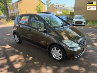 Mercedes-Benz A-klasse AUTOMAAT / Eerste eigenaar / 88.000 NAP / Parkeersensoren achter