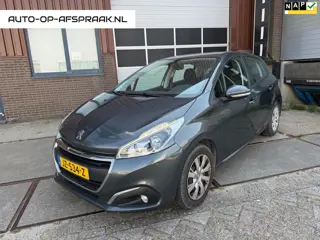 Peugeot 208 1.2 PureTech Blue Lion 5drs. Airco Cruise C. PDC APK NAP