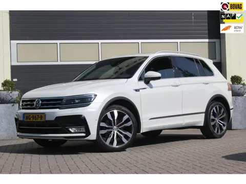 Volkswagen Tiguan 1.4 TSI ACT Highline R-Line | Trekhaak |