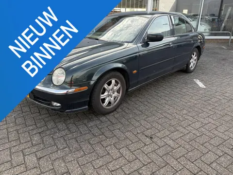 Jaguar S-type 3.0 V6 Is gewoon rijdtbaar