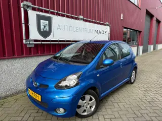 Toyota Aygo 1.0-12V Dynamic Blue // 72 DKM NAP // Airco // 5-Deurs