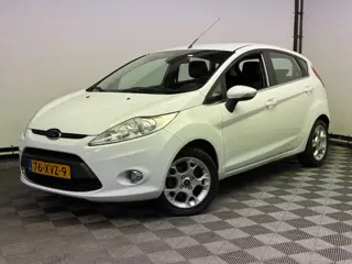 Ford Fiesta 1.25 Titanium 5-drs ECC Cruise Trekhaak NL Auto