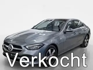 Mercedes-Benz C-Klasse 300e AVANTGARDE ** HIGH-LED, MBUX+, PANORAMA, CAMERA, MEMORY ** 1e EIG - Ex M