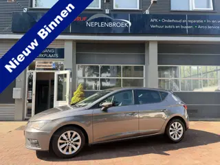 SEAT Leon 1.0 EcoTSI Style Business Intense Automaat 2017 Navi,16Inch,Cv,Cruise