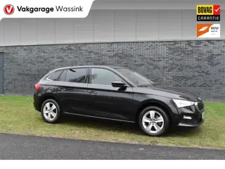Škoda Scala 1.0 TSI Ambition Automaat Carplay Navigatie Front/lane assist Stoelverwarming Parkeer se