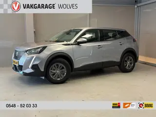Peugeot E-2008 EV Active Pack 50 kWh | CLIMA | NAVI | CAR PLAY |