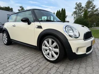 Mini 3-Deurs 1.4 One