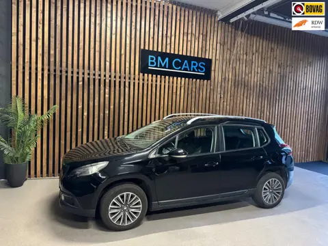 Peugeot 2008 1.2 PureTech Allure Clima,Navigatie,Trekhaak