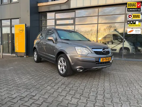 Opel Antara 2.0 CDTi Cosmo Navigatie achteruit rij camera Aantoonbaar 30duizend kilometer minder gel