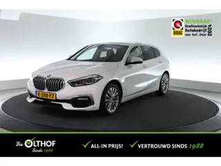 BMW 1-serie 118i High Executive | CARPLAY | AFN. TREKHAAK | CAMERA |