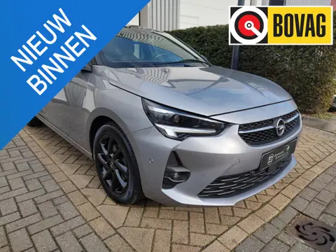 Opel Corsa 1.2 Ultimate 130PK Automaat Navi Carplay Stuur-Stoelverw. Camera Dodehoek Keyless Alle Op