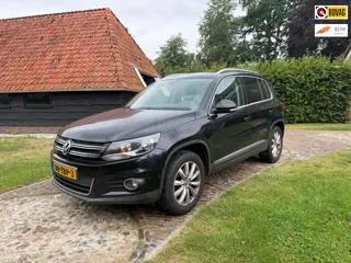Volkswagen Tiguan 1.4 TSI Sport&Style-160 PK- NAVI-TREKHAAK-