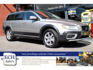 Volvo XC70 VERKOCHT -- 3.2 238 pk AWD Summum, Leer, Trekhaak, Xenon