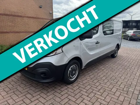 Renault TRAFIC 1.6 dCi T29 L2H1 DC Comfort, Marge, Euro 6, 5 Persoons, Navigatie, PDC