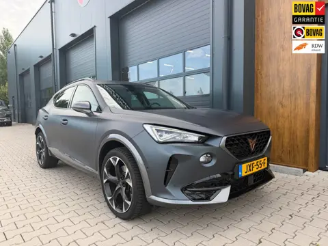Cupra Formentor 1.4 e-Hybrid Performance l trekhaak l matte lak