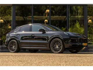 Porsche Cayenne Coupé 3.0 E-Hybrid (bj 2022, automaat)