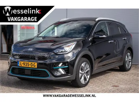 Kia e-Niro DynamicPlusLine 64 kWh -SOH 97% | 3 Fase | schuif/-kanteldak | Stoel+stuurverw. | Nav