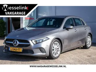 Mercedes-Benz A-klasse 200 Premium Plus Automaat - Navi | Camera | Stoelverwarming | Sfeerverlichtin