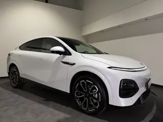 XPENG G6 RWD Long Range | Luxe Wit Interieur (bj 2026)
