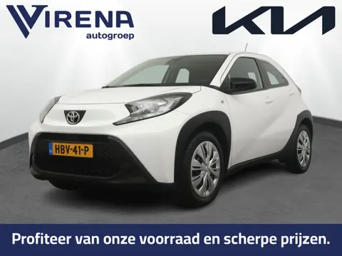 Toyota Aygo X 1.0 VVT-i S-CVT Play AUTOMAAT Apple & Android Carplay - Achteruitrijcamera - Airco - A