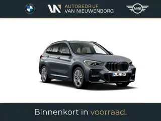 BMW X1 xDrive25e M-Sport | Facelift | Storm Bay Metallic | Panoramadak | Adaptive Cruise | Trekhaak 