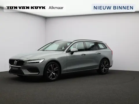 Volvo V60 2.0 B4 Essential Edition / Stoel-, stuurwiel- & achterbankverwarming / Achteruitrijcamera 