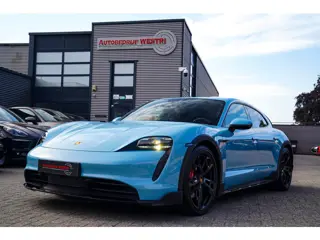 Porsche Taycan Cross Turismo 4S 93 kWh | 4 Wiel besturing | Bose | Camera | Ijsblauw Metallic | 490P