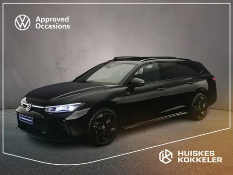 Volkswagen Passat Variant R-Line Edition 1.5 TSI eHybrid 272pk DSG Automaat Trekhaak, Harman Kardon 