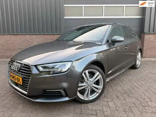 Audi A3 Sportback 40 e-tron Advance Sport Virtual cockpit, S-line Stoelverw, Led,