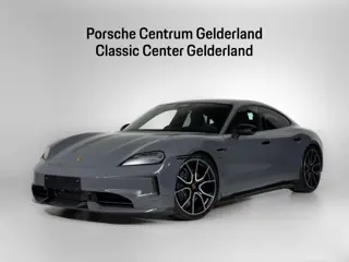 Porsche Taycan 4 Black Edition