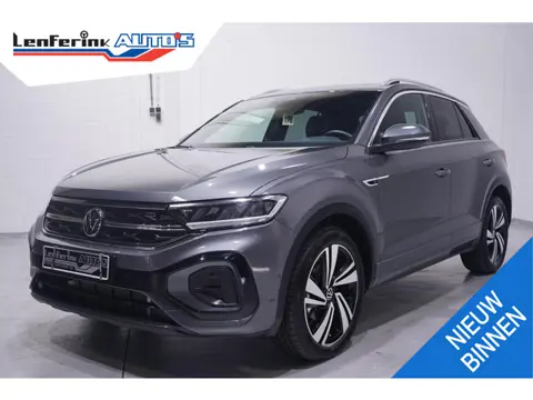Volkswagen T-Roc 1.5 TSI R-Line Apple Carplay Panodak Achteruitrijcamera Digital Display