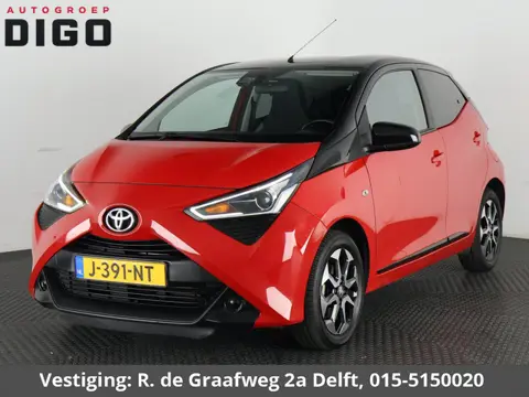 Toyota Aygo 1.0 VVT-i X-Cite Bi-Tone Automaat | Apple Carplay & AndroidAUTO | Lichtmetalen velgen | 