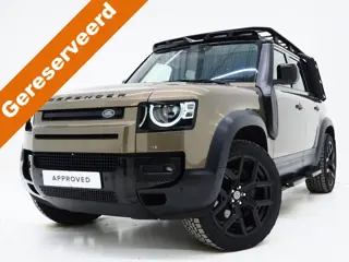 Land Rover Defender 110 2.0 P400e Urban | Panoramadak | Explorer Pack | Lightbar | 360 | Trekhaak | 