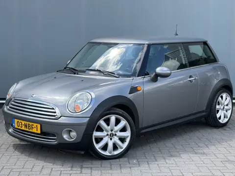 MINI Mini BWJ 2010 | 1.6 123 PK Cooper Pepper AUTOMAAT | AIRCO | EL. PAKKET | RADIO/CD | LICHTMETAAL