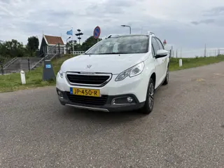 Peugeot 2008 1.2 PureTech Active bj juni2016/distr. vervangen 01-26/parkeersensoren achter