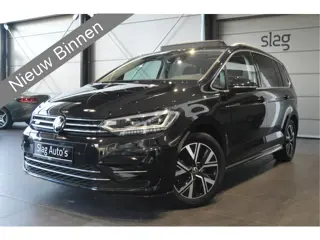 Volkswagen Touran 1.5 TSI R-LINE 7p navi camera pano trekhaak 18 inch !!