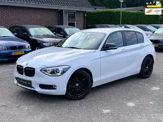 BMW 1-serie 116i Business+ Automaat|Nieuwe Ketting + Klepseals|Xenon|Pdc V+A|18 inch|Cruise control|