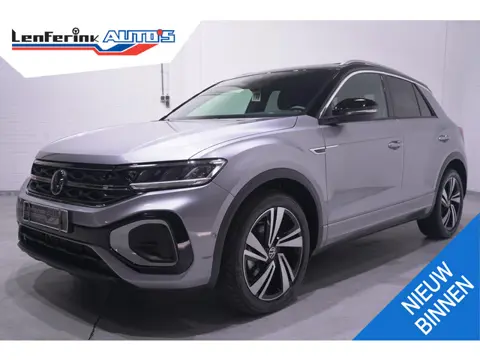 Volkswagen T-Roc 1.5 TSI R-Line Apple Carplay Panodak Stoelverwarming Achteruitrijcamera Digital Dis
